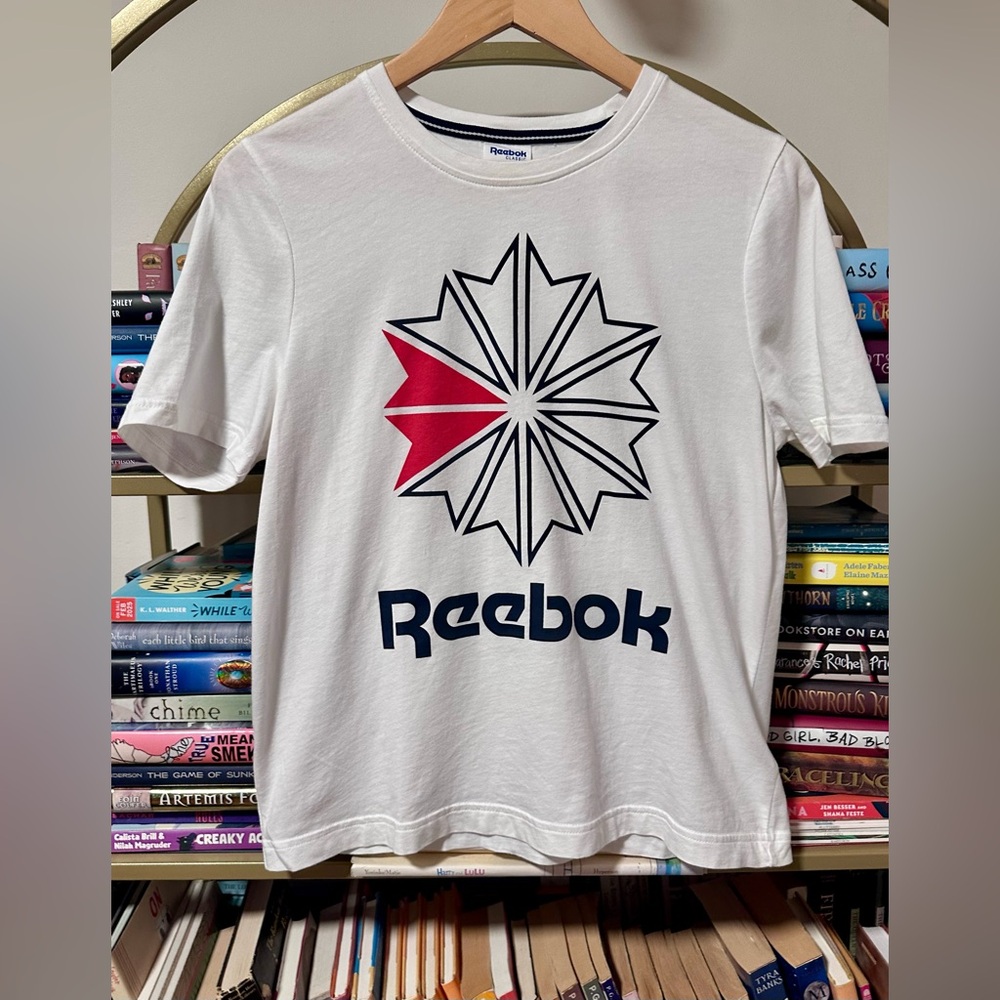 Reebok Classics Retro Vector Logo Graphic Tee 🇬🇧